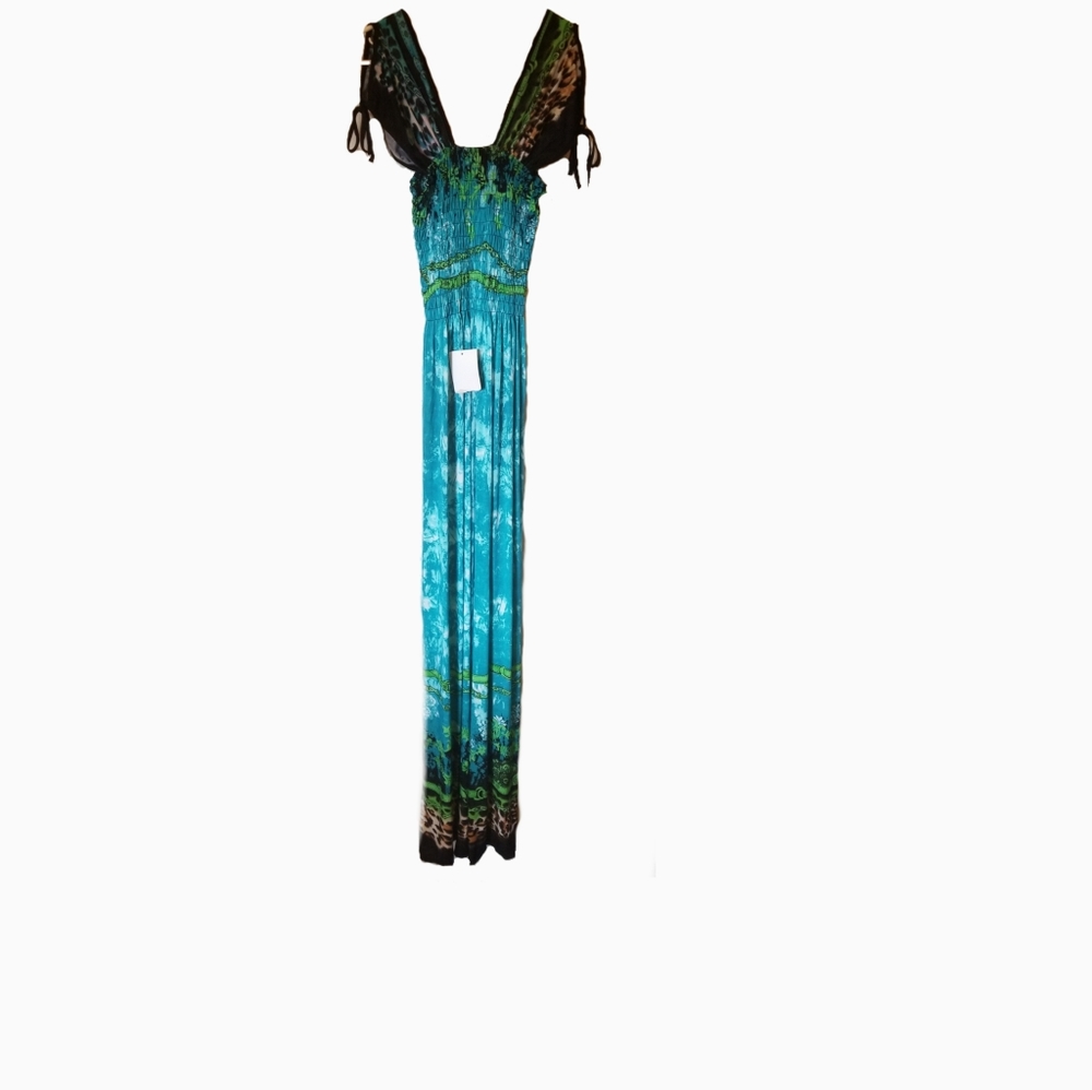 Nwt CM boutique blue maxi dress small